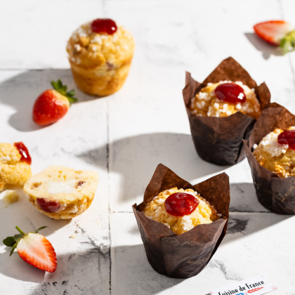 Cuisine de France Strawberry & Cream Muffin